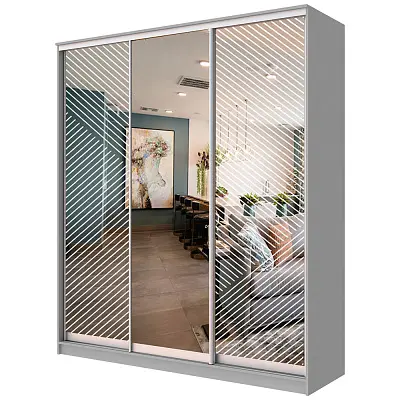 картинка Шкаф-купе 3-х дверный ХИТ с пескоструйным рисунком Диагональные полосы №21-23 с зеркалом от магазина КУПИ КУПЕ