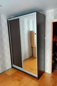 Шкаф-купе 2-х дверный ХИТ с одним зеркалом