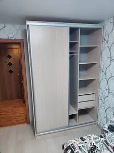 Шкаф-купе 2-х дверный Хит-15 с одним зеркалом