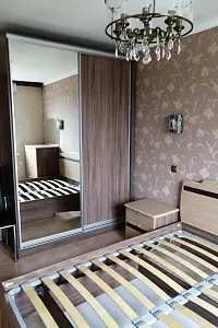 Шкаф-купе 2-х дверный ХИТ с одним зеркалом